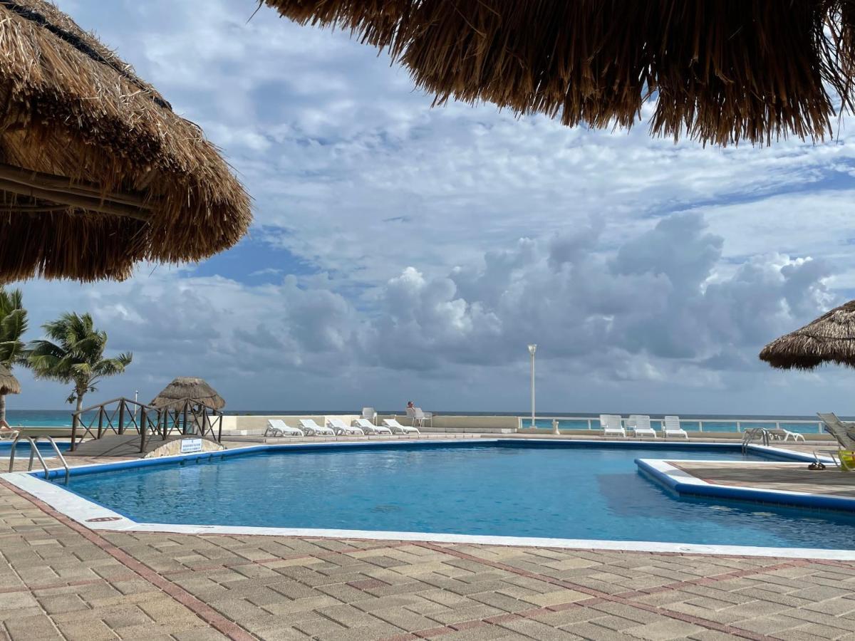 Suite Brisas Cancún Eksteriør billede